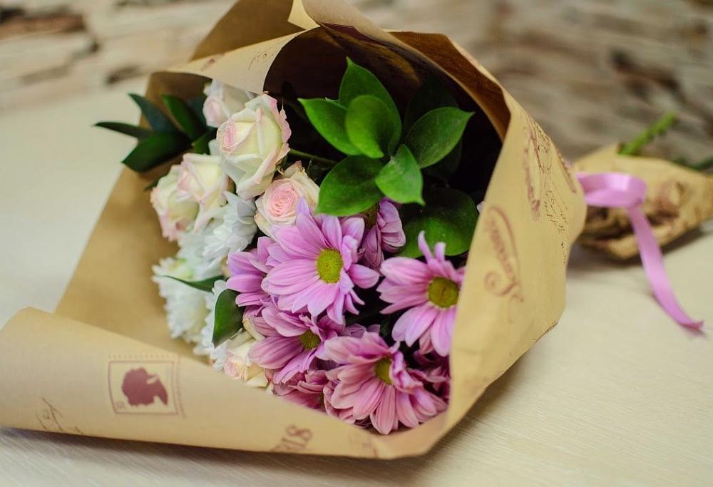 Букет цветов из: Розы и Хризантемы в Ширяево