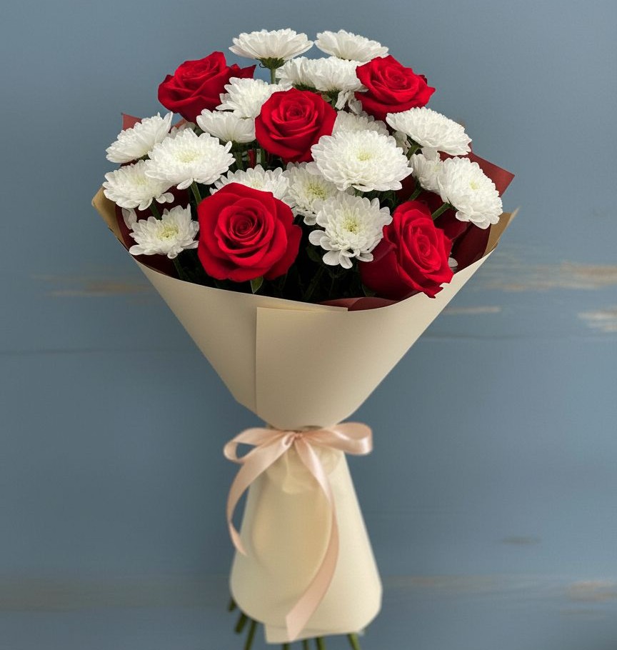 Букет цветов из: Розы и Хризантемы в Ширяево