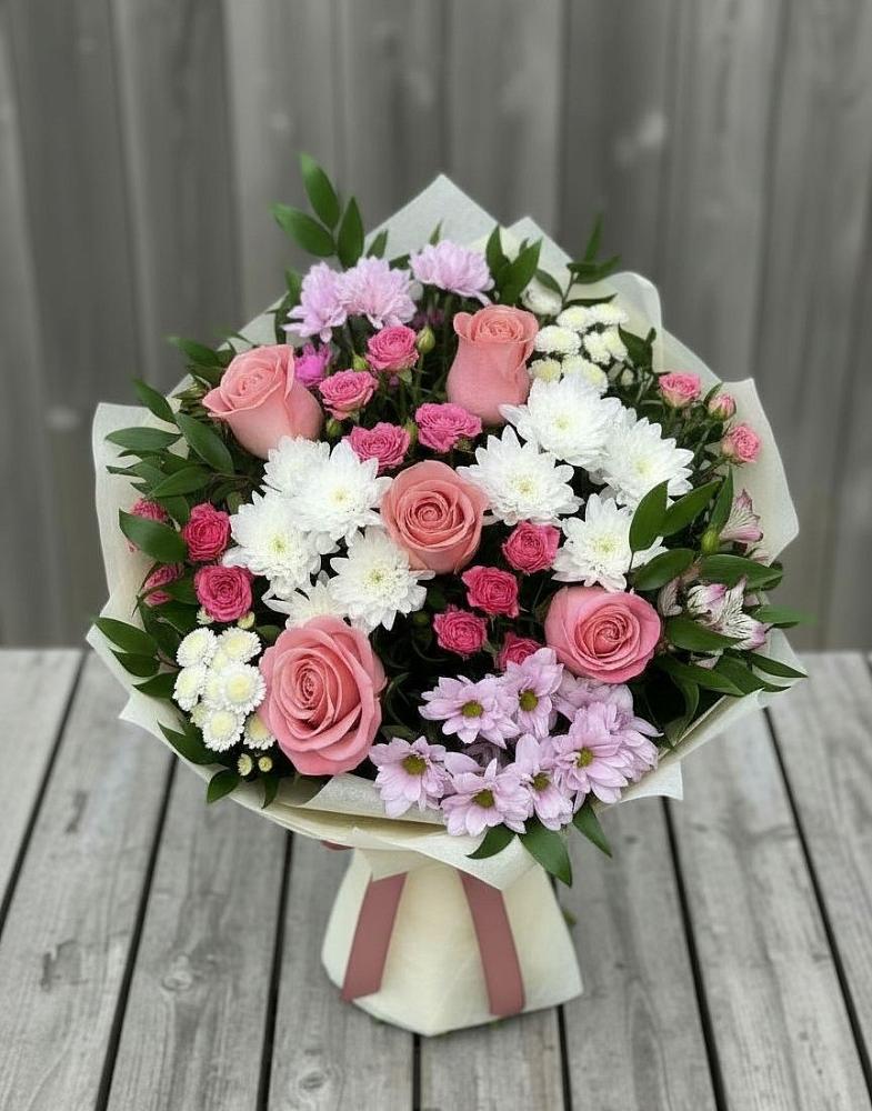 Букет цветов из: Альстромерии, Гвоздики, Розы и Хризантемы в Ширяево