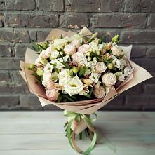 Букет цветов из:  Альстромерии, Розы и Хризантемы в Ширяево