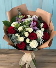 Букет цветов из:  Розы и Альстромерии в Ширяево
