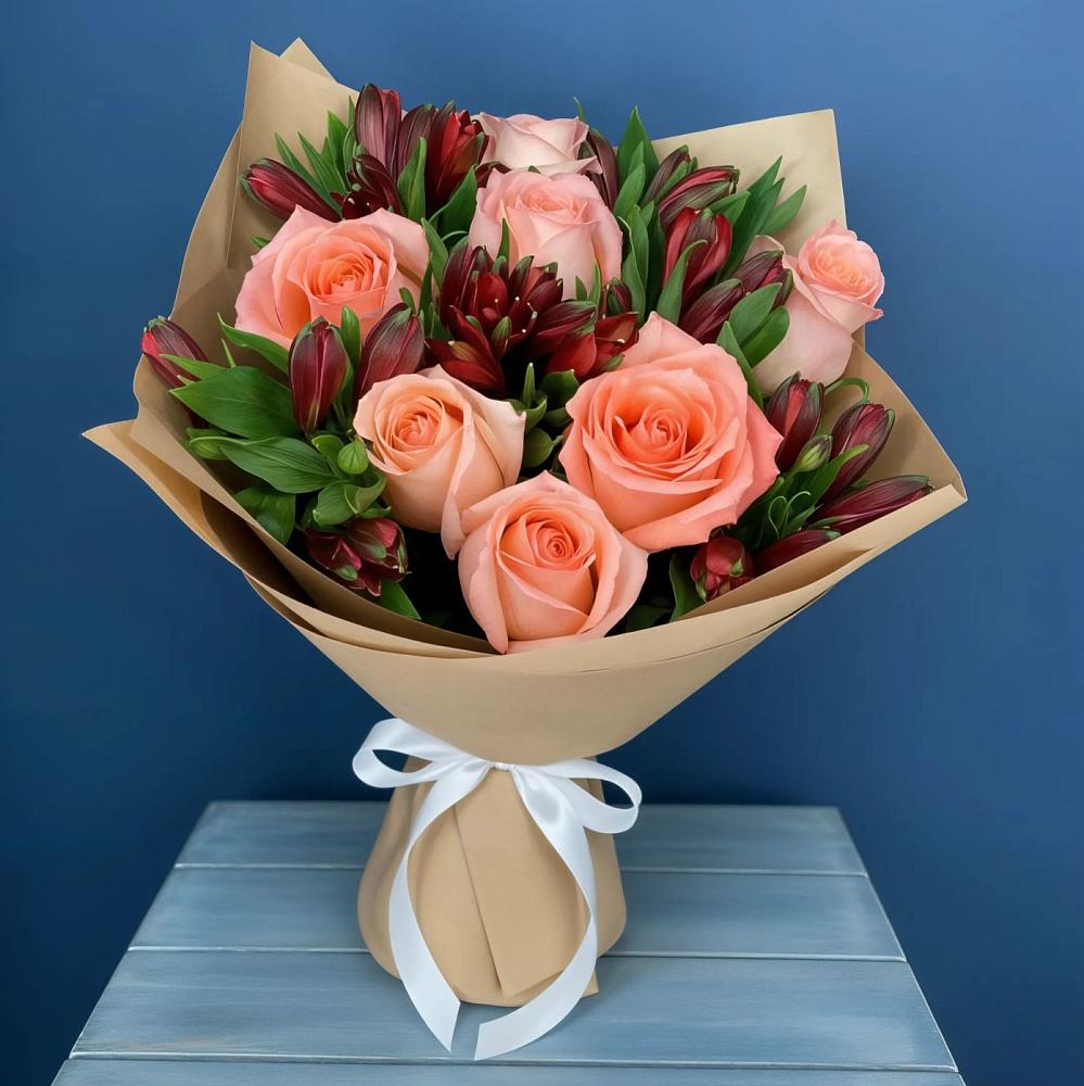 Букет цветов из: Розы и Альстромерии в Ширяево