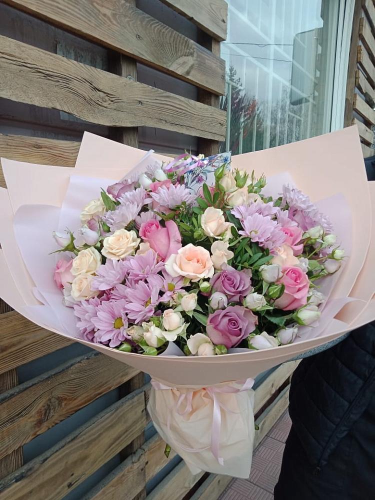 Букет цветов из: Розы и Хризантемы в Ширяево