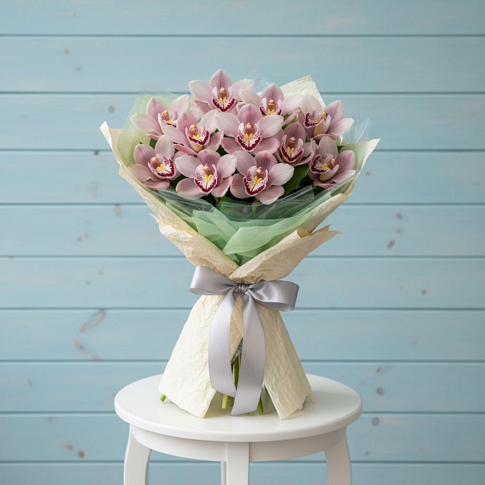 Букет цветов из: Орхидеи и Розы в Ширяево