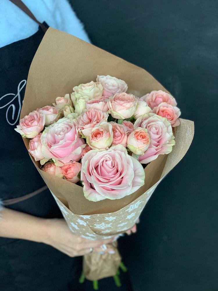 Букет цветов из: Хризантемы и Розы в Ширяево