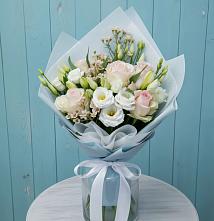 Букет цветов из:  Розы и Лизиантусы в Ширяево