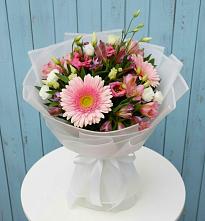 Букет цветов из:  Герберы, Альстромерии и Лизиантусы в Ширяево