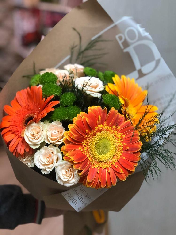 Букет цветов из: Герберы, Хризантемы и Розы в Ширяево