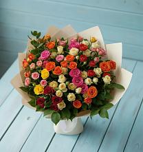 Букет Микс из разноцветных кустовых роз в Ширяево