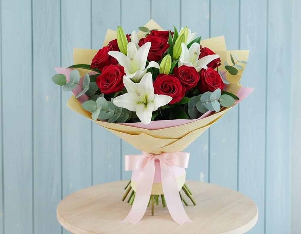 Букет цветов из: Лилии и Розы в Ширяево